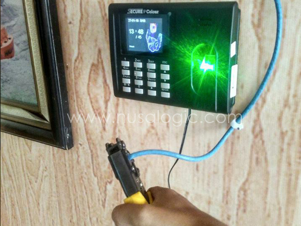 Instalasi Mesin Absensi Secure di PT Walle Jaya Teladan Tanjung Priuk