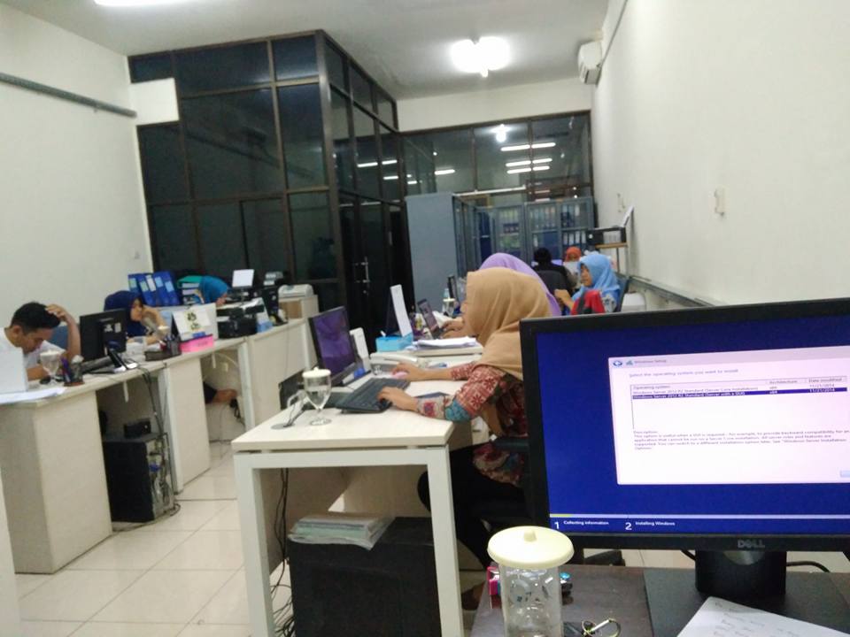 Instalasi Server Windows 2012 R2 di PT Aqpa Engineering Indonesia