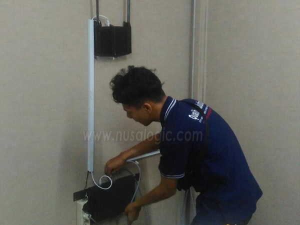 Instalasi jaringan Komputer di PT Metta Trans Perkasa Jakarta Utara